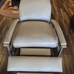 Ethan Allen Manual Leather Recliner 