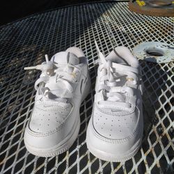 White Air Force 1 low Size C-8