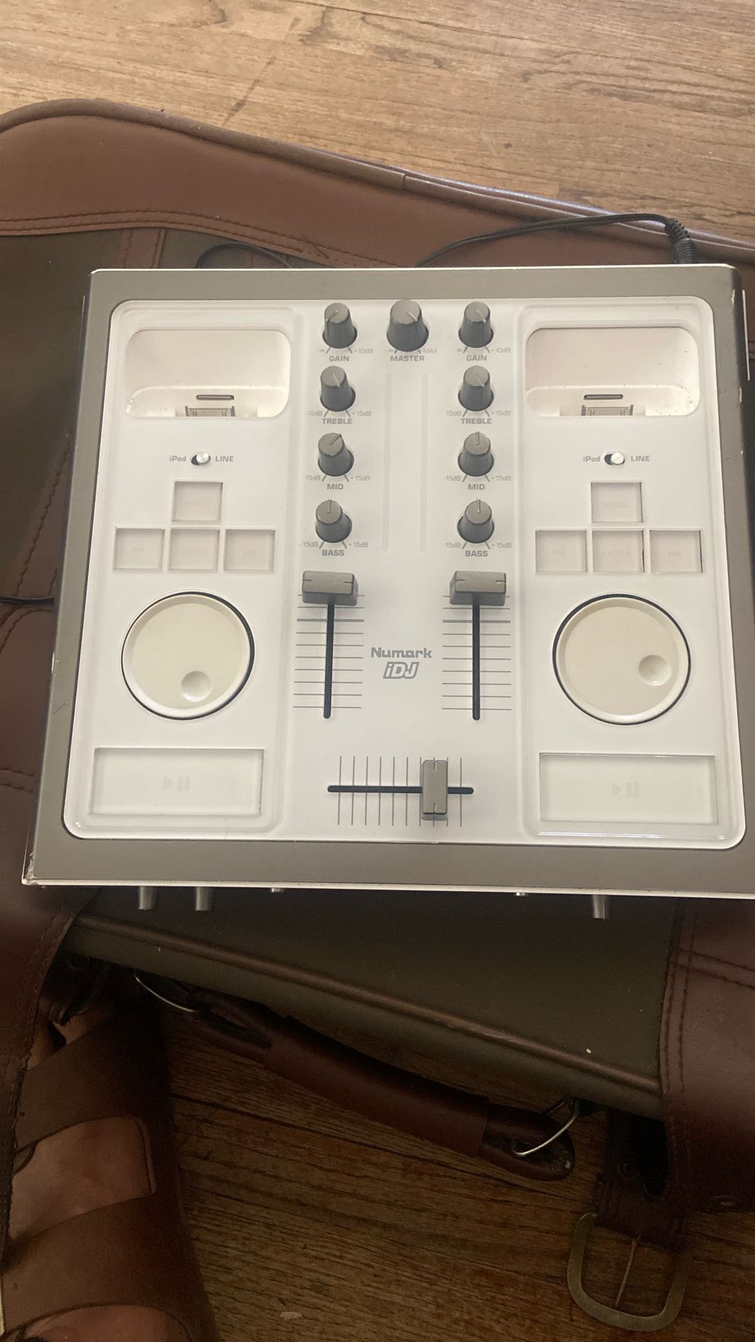 Numark IDJ
