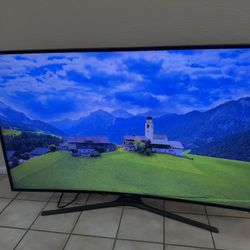 55” Samsung Curved Smart TV Excellent Condition