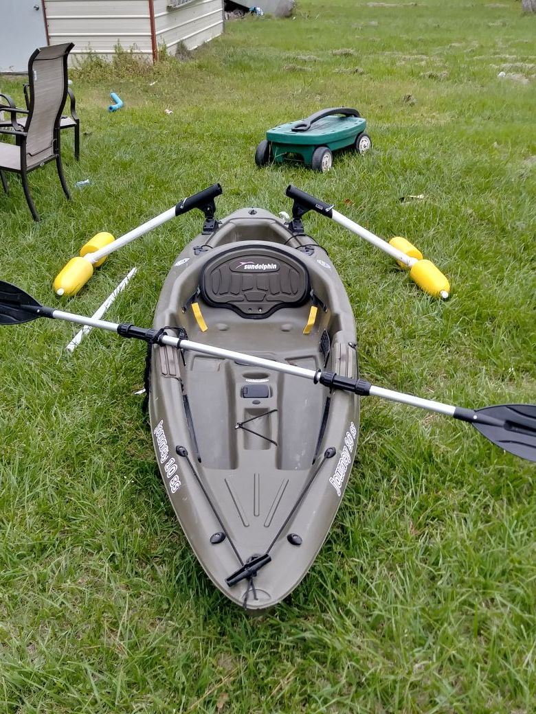 Sun Dolphin Journey 10 SS kayak. for Sale in Crosby, TX OfferUp