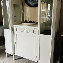 Antique Curio/hutch