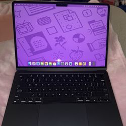 2024 MacBook Air 16GB 256SSD