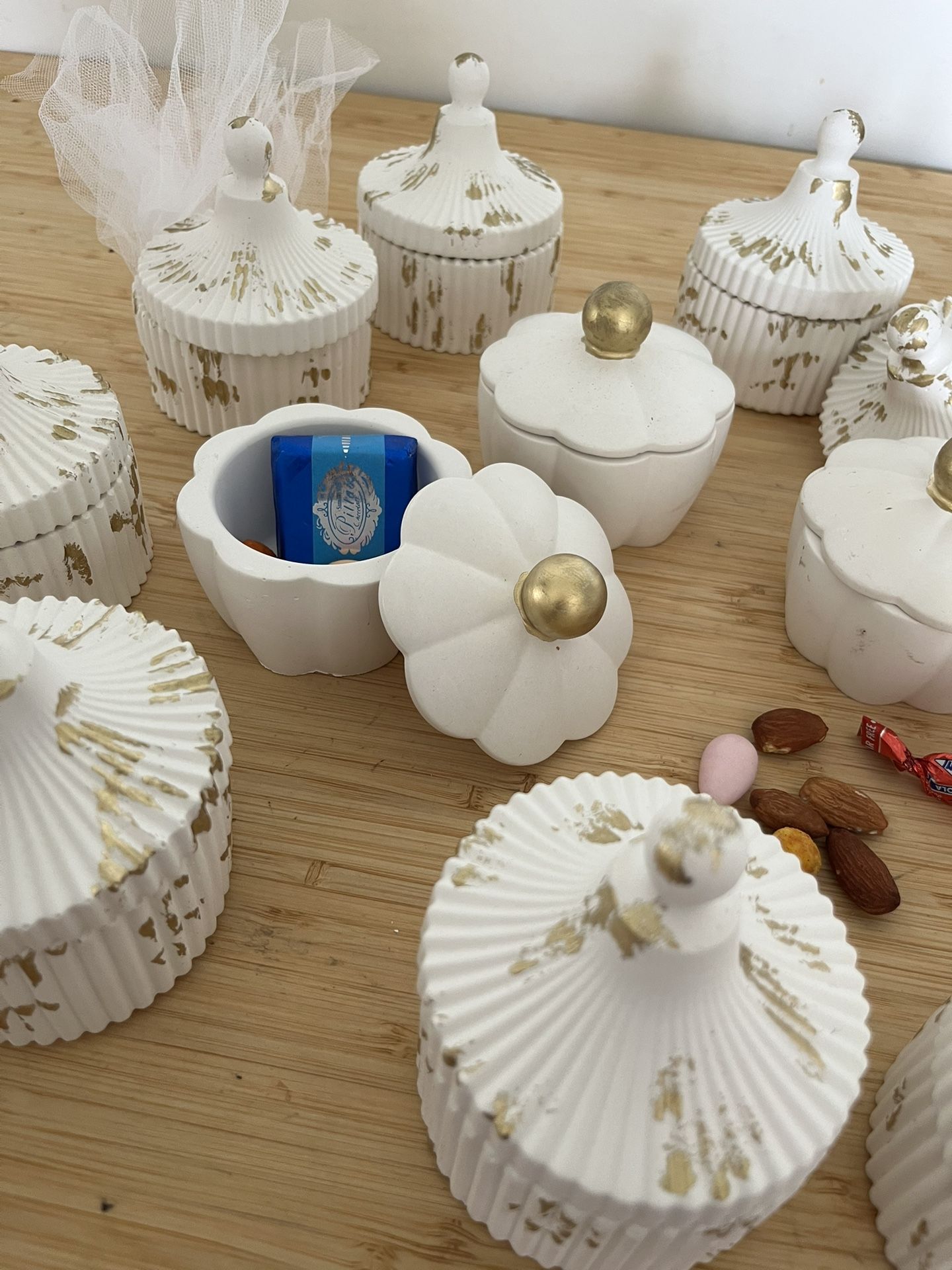 Ceramic Gift Box For Weeding ( 16 Pieces Only )