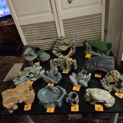 Aquarium Habitat /Shelter Items