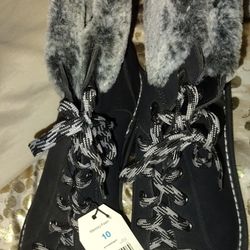 Black Boots With Gray Fur