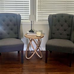 Accent Chairs