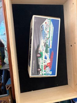 Hess 1994 Fire Rescue Truck New in Box