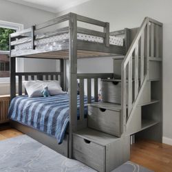 Bunk Bed w/Trundle. Twin/Twin Grey