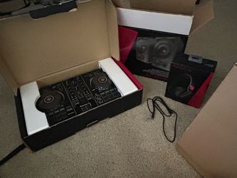 Pioneer DJ Starter Pack