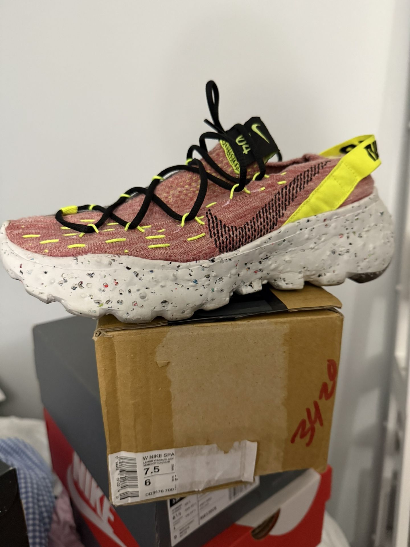 Nike Space Hippie