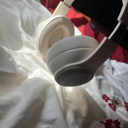 brand new head phones