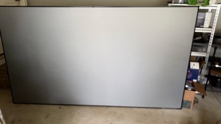 Projector Screen