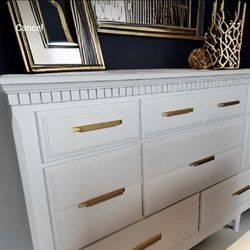 White N Gold Dresser