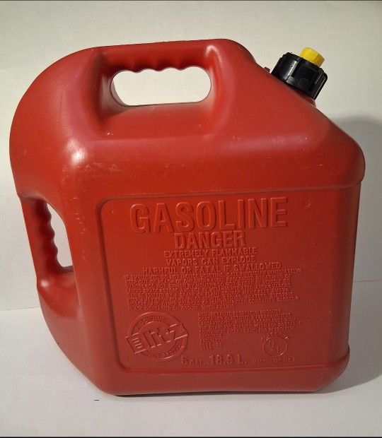 5 gallon gas can (POUR SPOUT MISSING) $10 FIRM