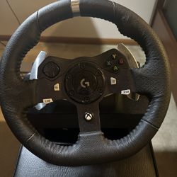 Logitech G920 Racing Wheel Bundle