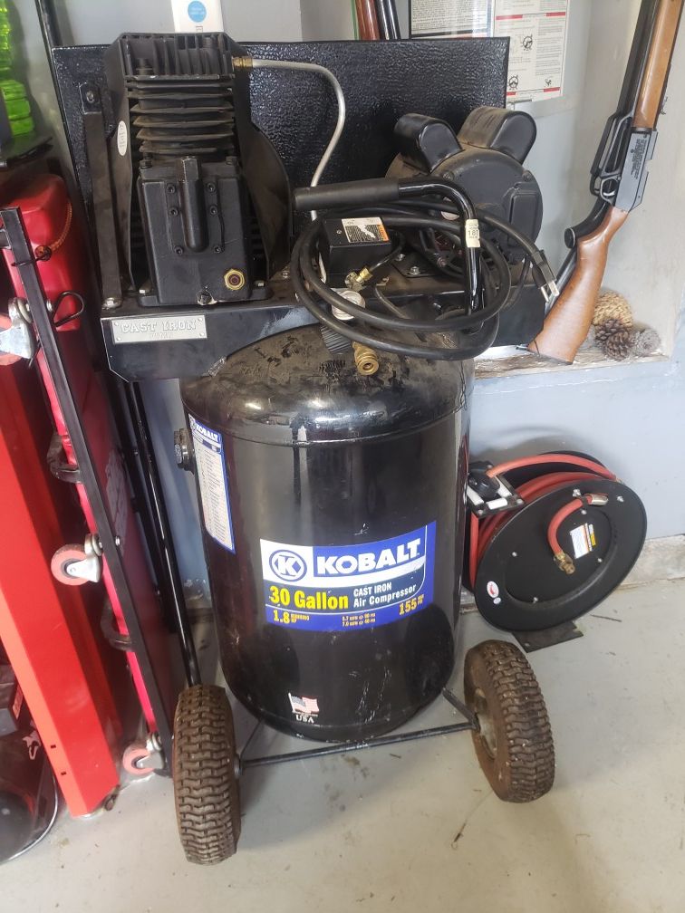 Kobalt 30 gallon AiR compressor for Sale in Murrieta, CA OfferUp
