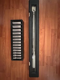 ICON 1/2 in. Torque Wrench 50-250 ft-lb and Metric Deep Socket Set