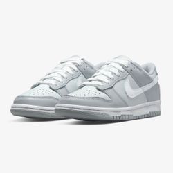 Nike dunk low two tone grey gs size 5Y