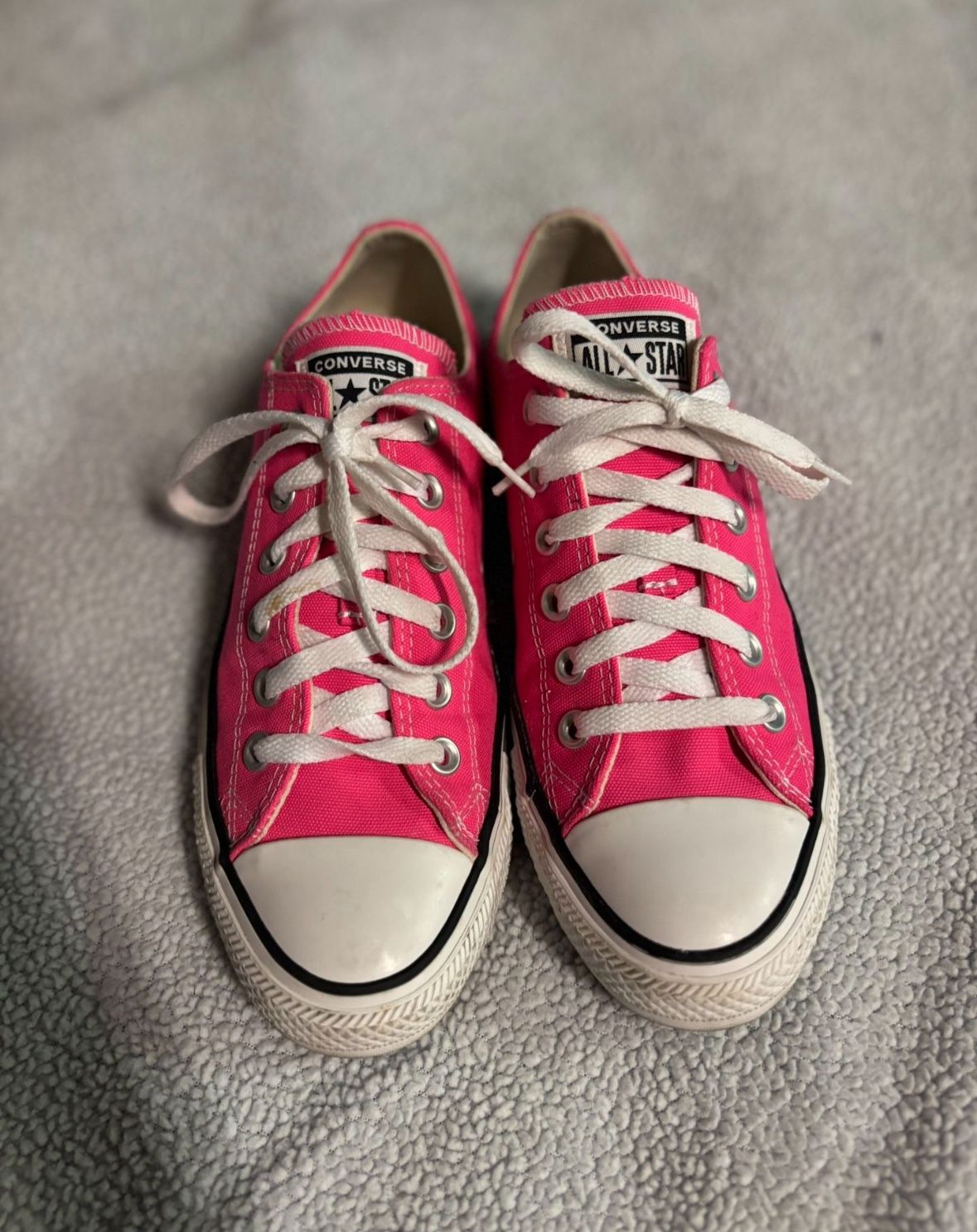 Women Converse