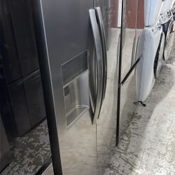 Frigidaire Side By Side Refrigerator 
