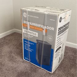 GE 70 Pints Dehumidifier 