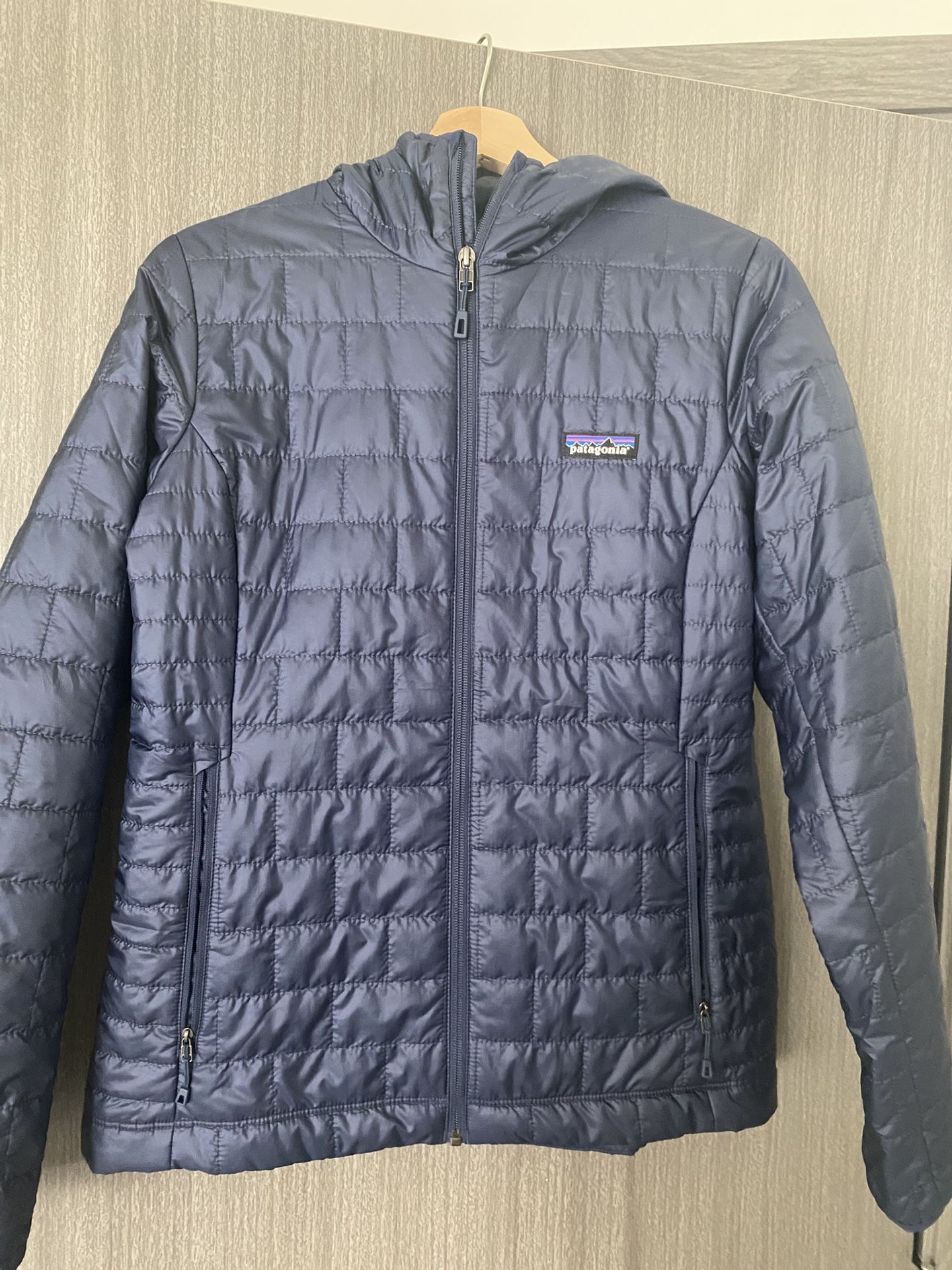 Patagonia Sz M Navy Blue Nano Hoodie Jacket
