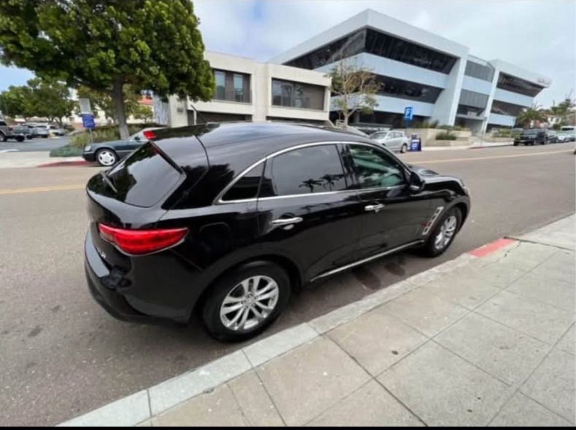 2011 Infiniti Fx35