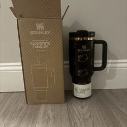 Black and Gold Hello Kitty 40 Oz Stanley Cup