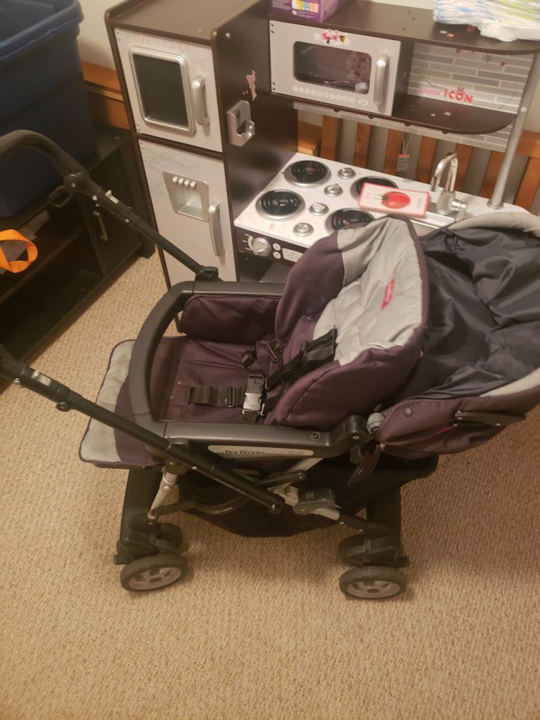 Stroller with reversible handle
