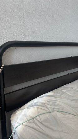 Black Metal and Wood Bed Frame queen size