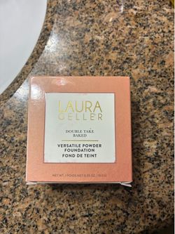 Laura Gellar fair versatile powder foundation