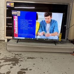 40in Vizio Smart Tv With Remote 