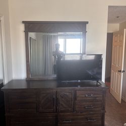 Ashley’s Mirrored Dresser 