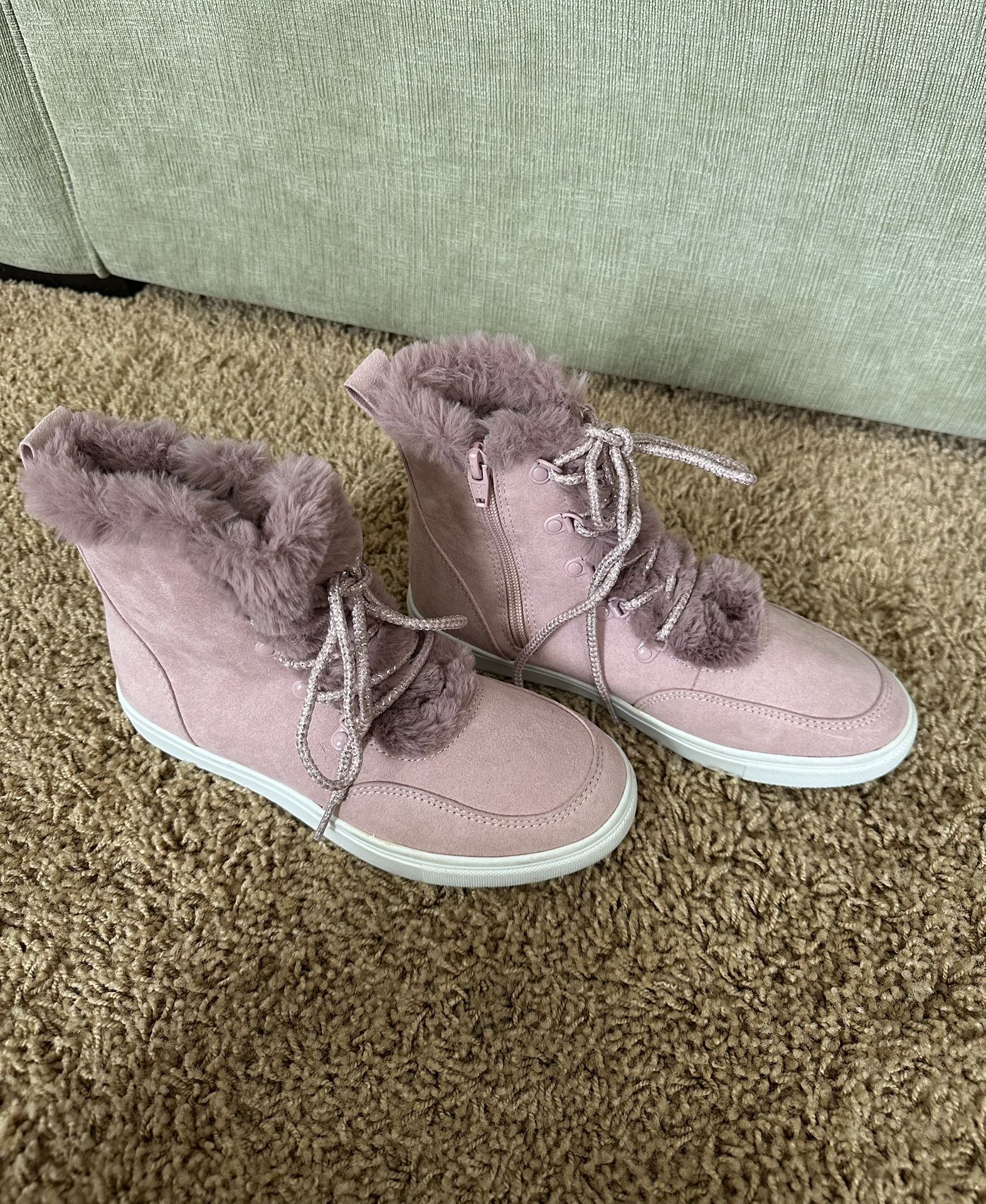 Stevies Girl Pink Boots Size 4