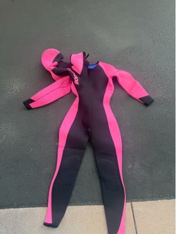 Body Glove  No Zip with hood 6.5mm Womens Large Wetsuit