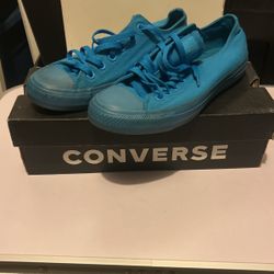 blue Converse