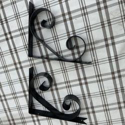 Metal Shelf Brackets