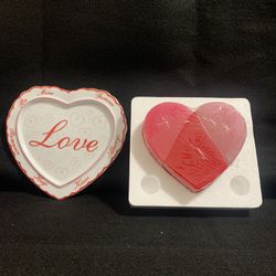 AVON PUZZLE HEART CANDLE WITH ROSE FRAGRANCE SHAPED AS A HEART