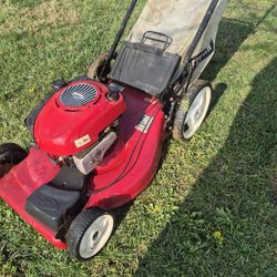 Self Propelled Craftsman In Dinuba 