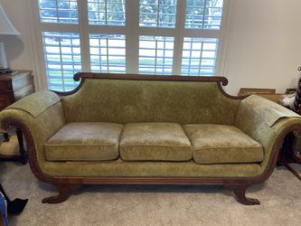 Duncan Fife antique couch