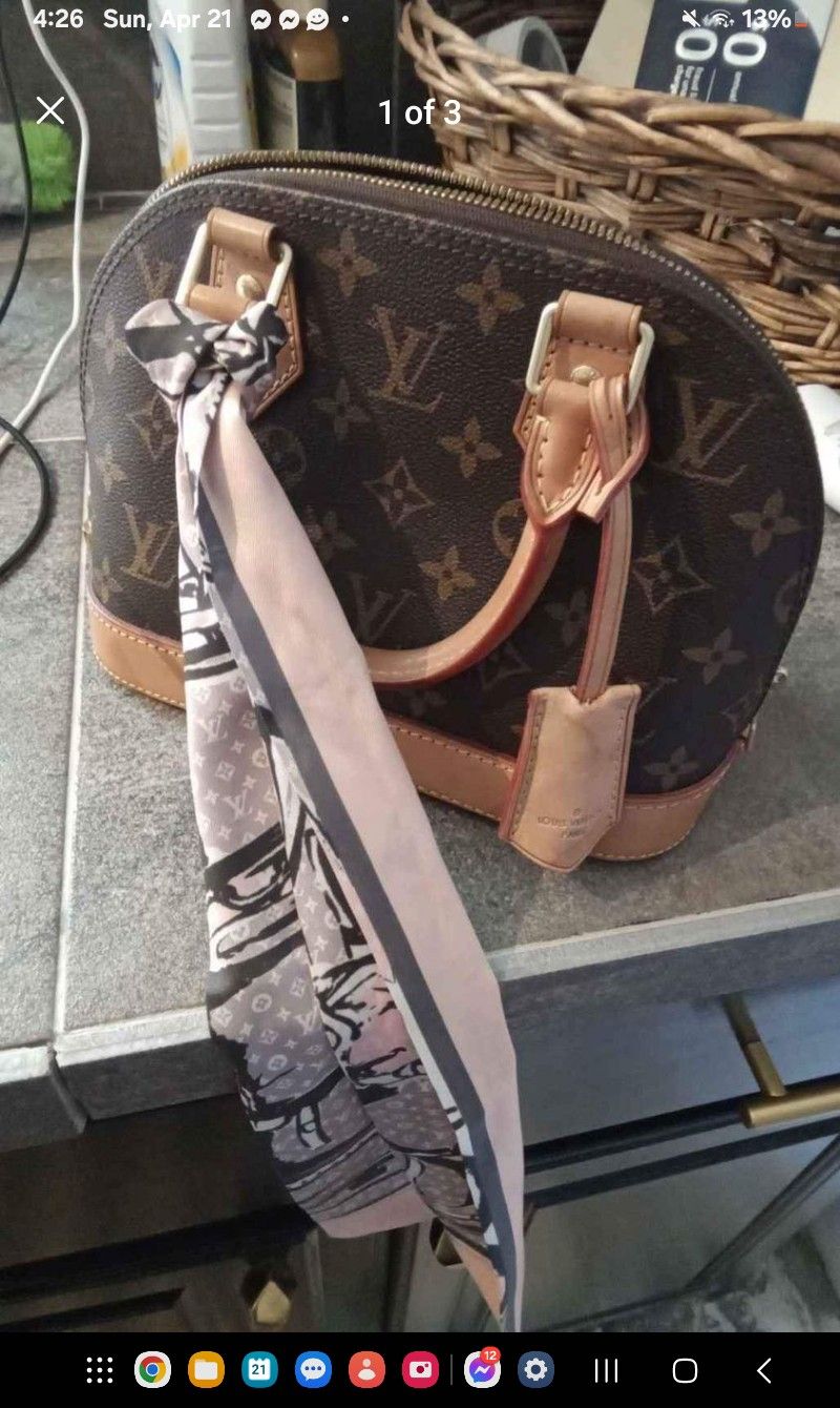 Louis Vuitton 