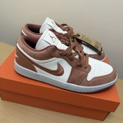 Jordan’s 1 Low “sky J Orange ” Women’s 10.5