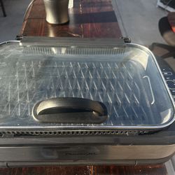 	Indoor Electric Grill with Glass Lid
