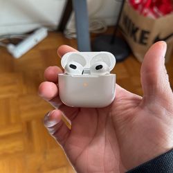 Apple AirPods 3rd Gen