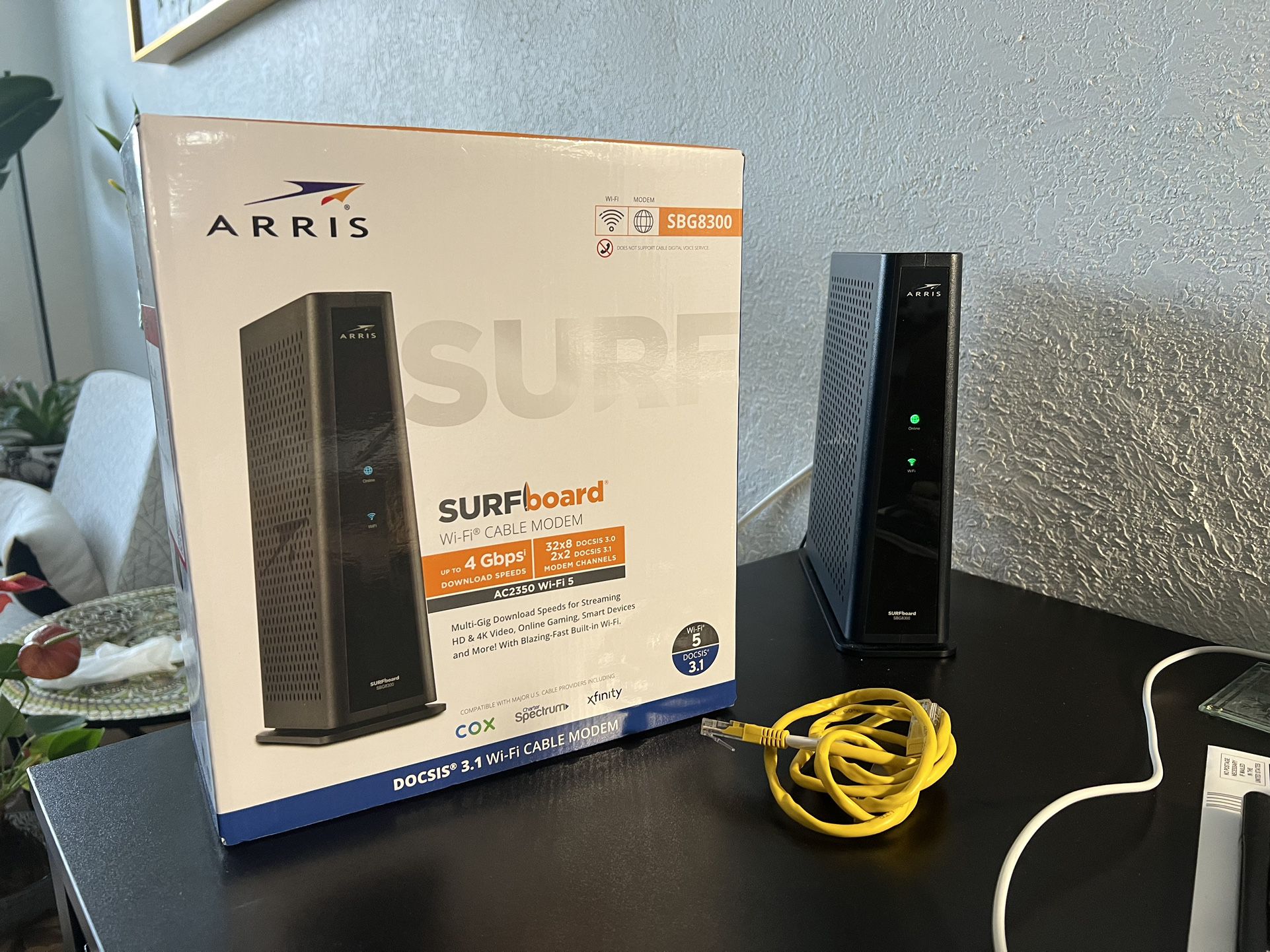 Arris SBG8300 Surfboard WiFi Cable Modem