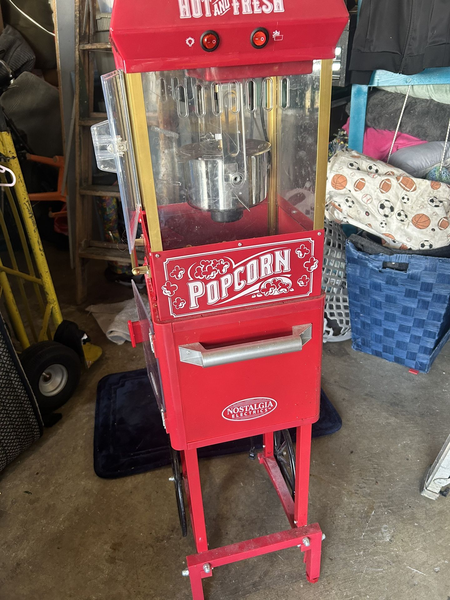 Popcorn Machine