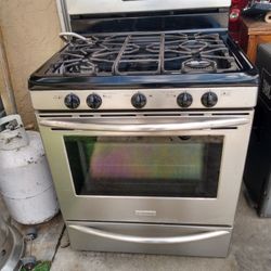Frigidaire Estufa