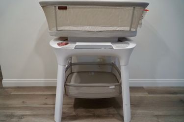 UPPAbaby Soma Smart Bassinet — BARELY USED, Excellent Condition!