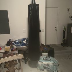 6 Foot Tall Punching/Kickboxing Bag